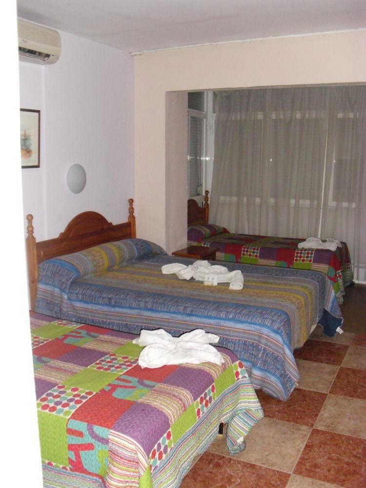 Hotel Virgen Del Rocio II Torremolinos Exteriér fotografie