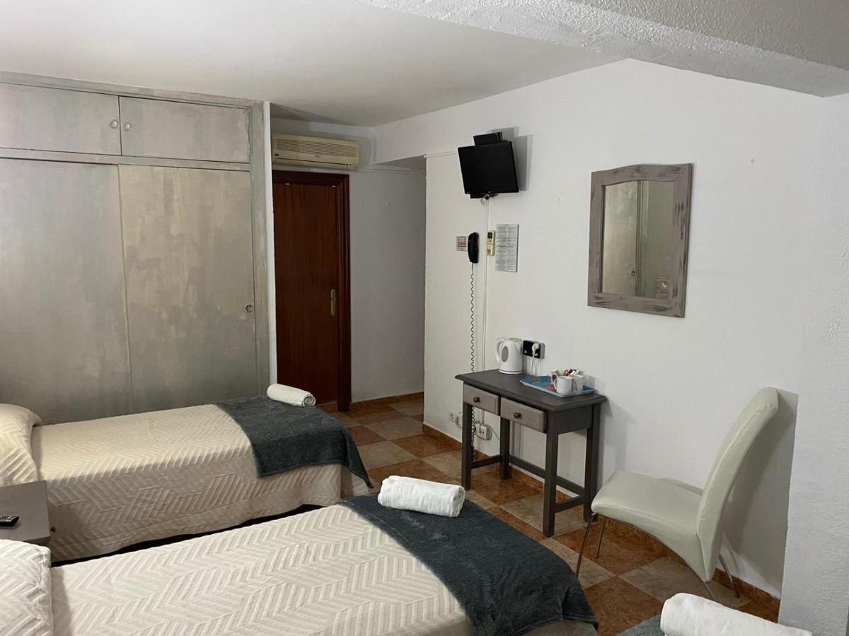 Hotel Virgen Del Rocio II Torremolinos Exteriér fotografie